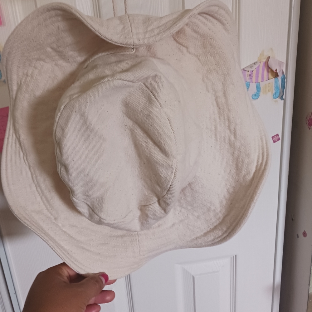 4X$30 Madewell  Linen Hat  Cream In Great condition. womens & Girls